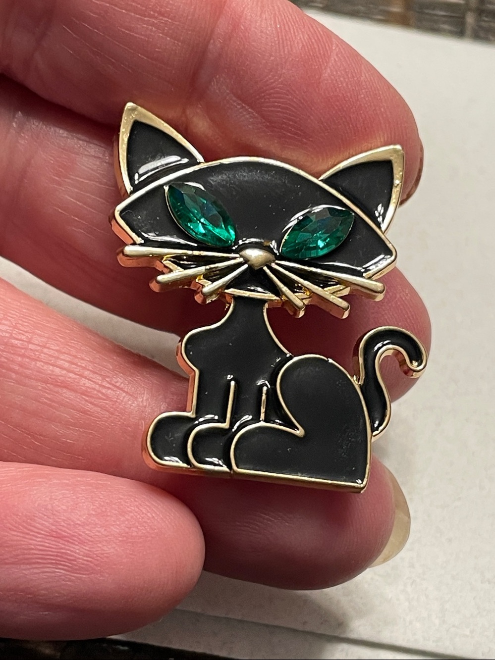 NWOT Women's Black Cat Enamel Crystal Green Eyed Brooch Pin - Picture 3 of 4